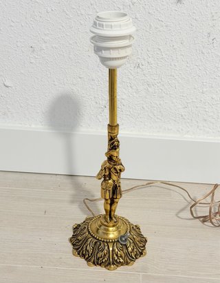 Lámpara Antigua Costumbrista Bronce