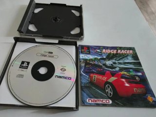 Ridge Racer PS1 Platinum PAL - Caja Rota