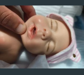 Bebé de silicona realista