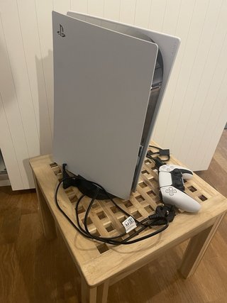 PlayStation 5 Slim Bianca