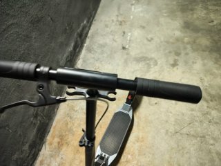 Patinete plegable negro de paseo