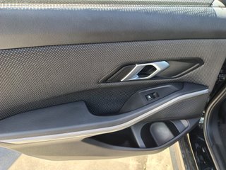 BMW SERIE 3 320e (2021)