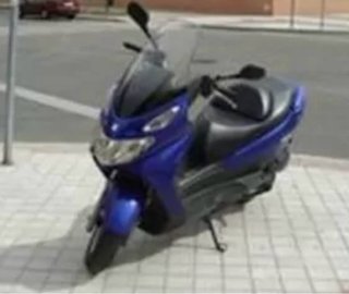 Suzuki Burgman 125 Maxi Scooter Azul