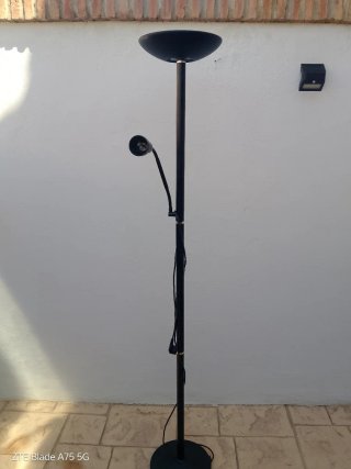 Lámpara de pie doble luz
