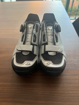 Zapatillas Ciclismo BTT Spiuk plata/negro