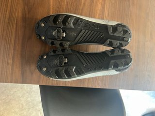 Zapatillas Ciclismo BTT Spiuk plata/negro