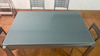 Mesa extensible cocina + 4 sillas