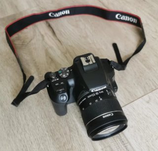 Canon EOS 250D Cámara + Accesorios