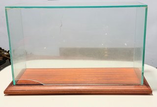 Vitrina Antigua Cristal y Madera