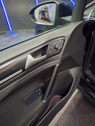 Volkswagen Golf VII 2.0 TDI Sport BMT