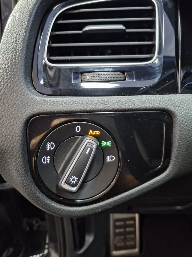 Volkswagen Golf VII 2.0 TDI Sport BMT