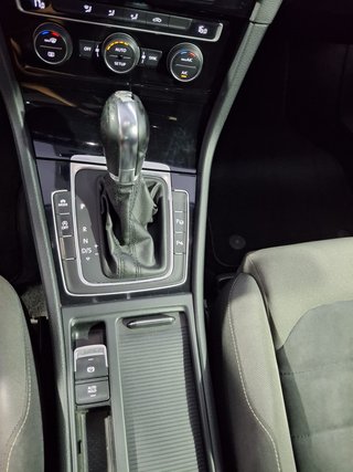 Volkswagen Golf VII 2.0 TDI Sport BMT