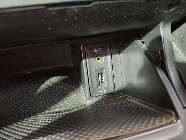 Volkswagen Golf VII 2.0 TDI Sport BMT