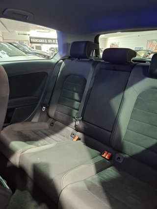 Volkswagen Golf VII 2.0 TDI Sport BMT