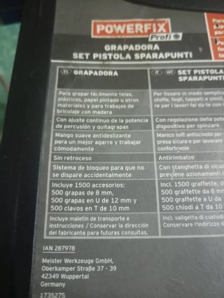 Grapadora Profesional + Grapas, marca Powertfix.
