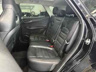 MG EHS 1.5TGDI PHEV Luxury (2023)