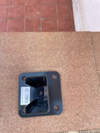 Base para verja metálica  El precio es por unidad