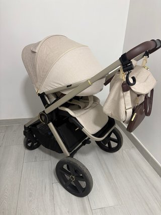 Carrito de bebe Venicci 2 piezas.
