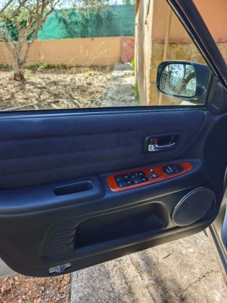 Lexus IS 200