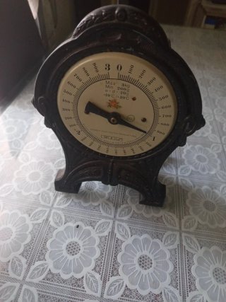 Balanza antigua de cocina