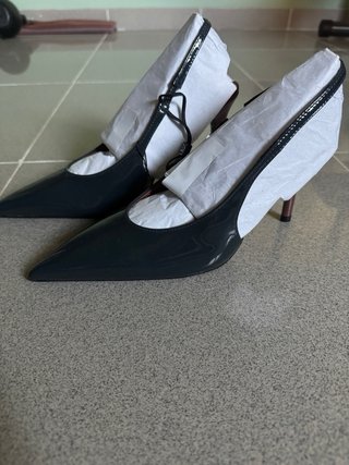 Zapatos de tacón fino Zara gris azulado