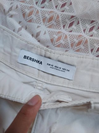 Falda Bershka volantes blanca Talla XS