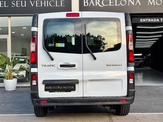 Renault Trafic (9 plazas)
