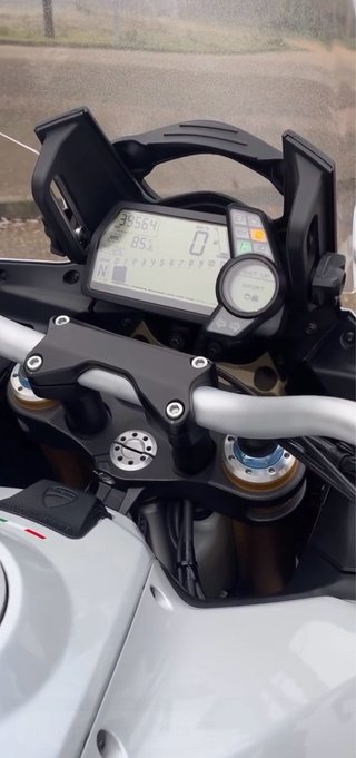 Ducati Multistrada 1200s sport Blanca