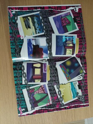 Álbum de pegatinas Monster High