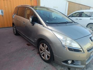 Peugeot 5008 2010