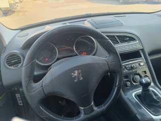 Peugeot 5008 2010