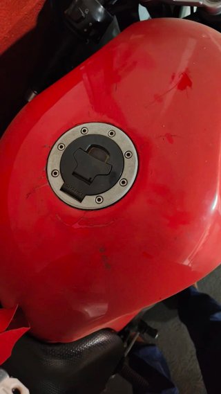 Suzuki GSXF 600 2002 Proyecto Restauración
