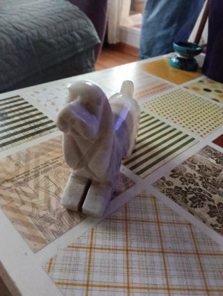 Figura decorativa de piedra