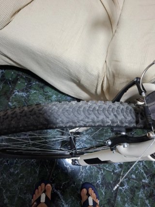 Bicicleta de montaña en buen estado