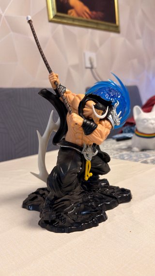 Figura ANIME Barba Blanca One Piece