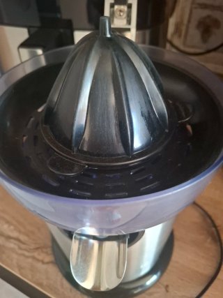 Exprimidor eléctrico Mondine