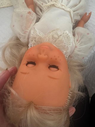 Nancy muñeca años 80 con pecas y flequillo