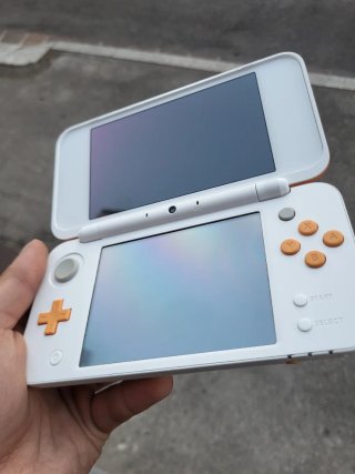New Nintendo  2DS XL Bianco