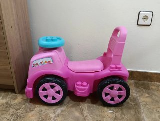 Correpasillos rosa con bloques