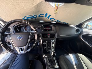 Volvo V40 2015