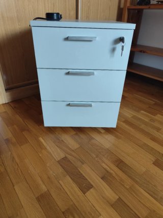 Cajonera de escritorio con ruedas