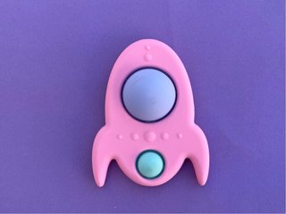 Vajilla rosa bebé espacial
