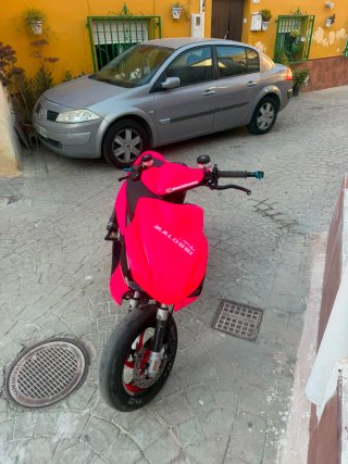 Scooter Polini Negro/Rosa