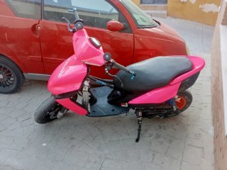 Scooter Polini Negro/Rosa