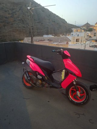 Scooter Polini Negro/Rosa