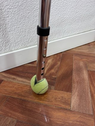 Andador para ancianos con ruedas y pelotas