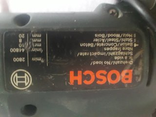 2 Taladros un black+decker y un bosch.