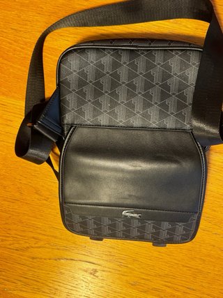 Riñonera Lacoste Negra