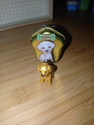 Club Puppy Pets Colección Latas y Figuras
