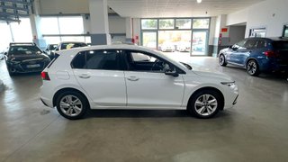 Volkswagen GOLF Life 1.0 TSI 81kW 110CV (2020)